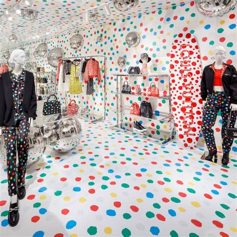 Louis Vuitton’s Yayoi Kusama Collection Is Full of Dots 